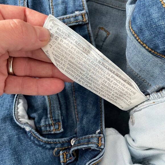 Forever 21 Skinny Distressed Wash Skinny Jeans Size 14 - Picture 3 of 4